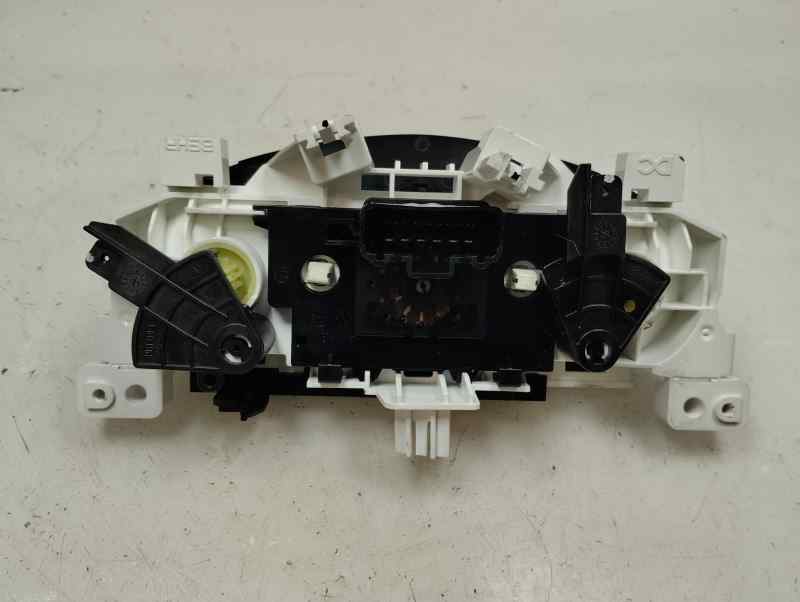 MANDO CALEFACCION AIRE ACONDICIONADO RENAULT TWINGO 1.0 MT 65CV | 48KW