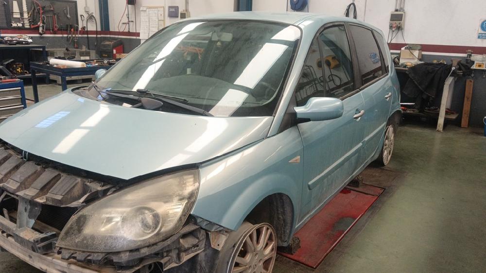 PUERTA DELANTERA DERECHA RENAULT SCENIC 2008 1.5 MT 86CV | 63KW