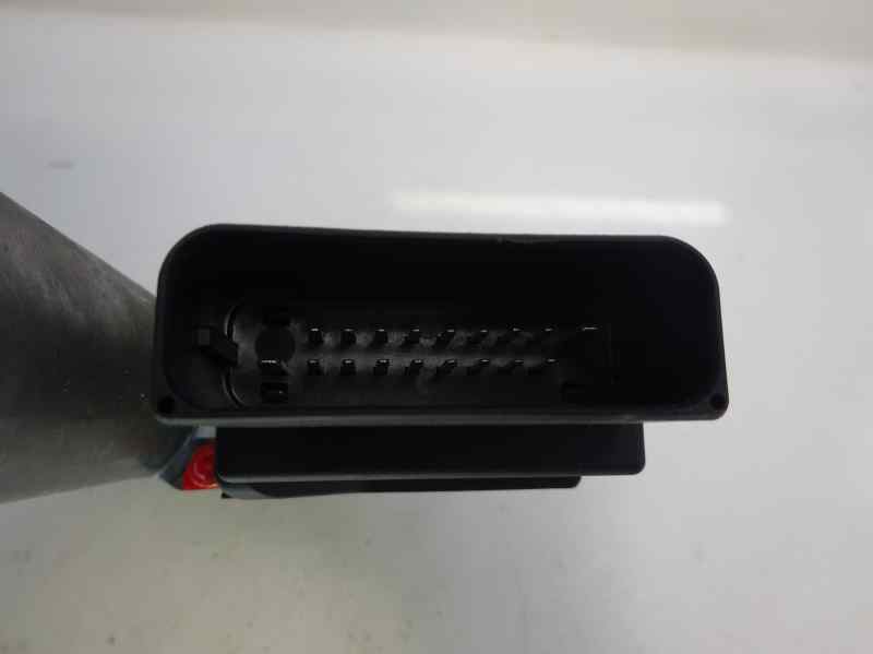 MOTOR ELEVALUNAS TRASERO DERECHO VOLKSWAGEN GOLF 1.9 TDI MT 110CV | 81KW