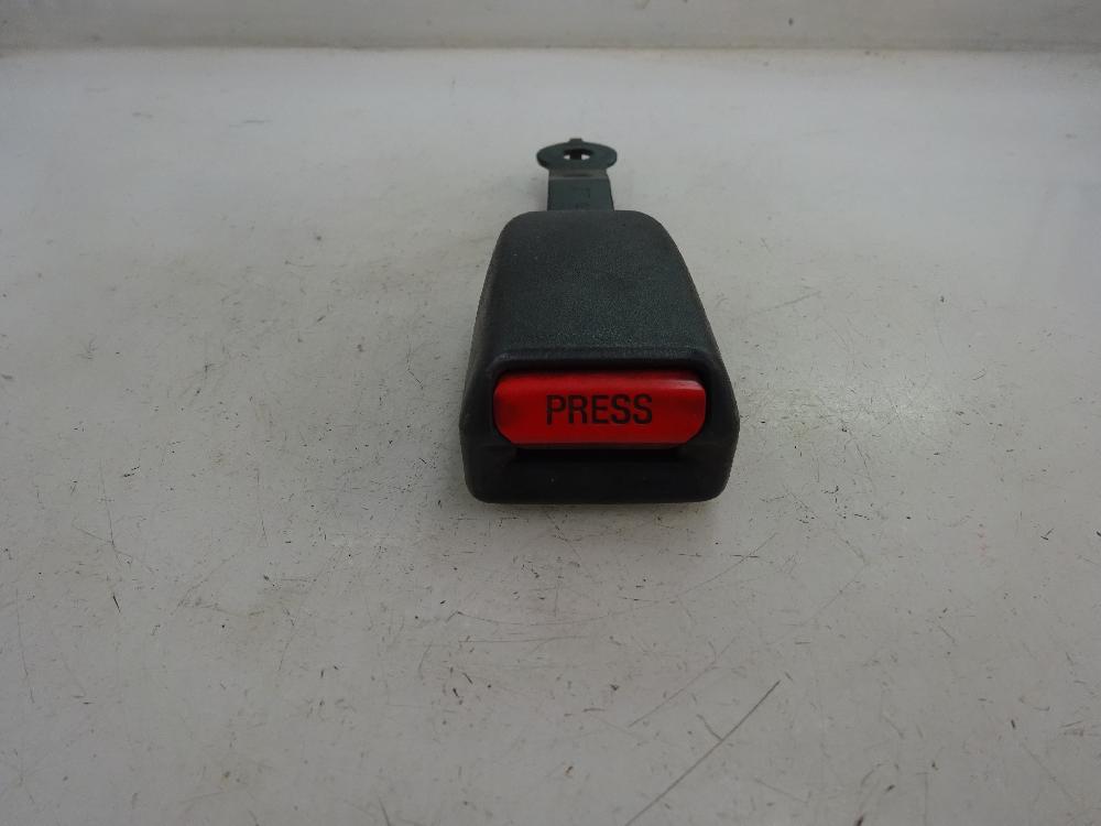 ANCLAJE CINTURON DELANTERO IZQUIERDO MITSUBISHI MONTERO 2.8 TD MT 125CV