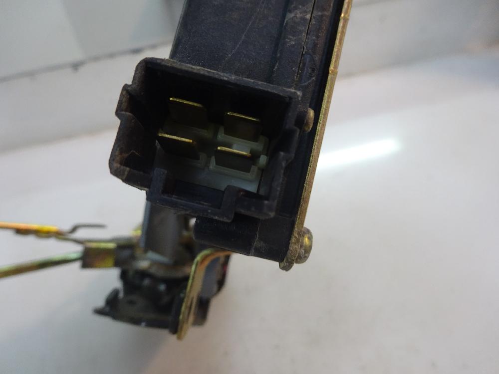 CERRADURA PUERTA DELANTERA DERECHA HYUNDAI ACCENT 1.5 MT 82CV | 60KW