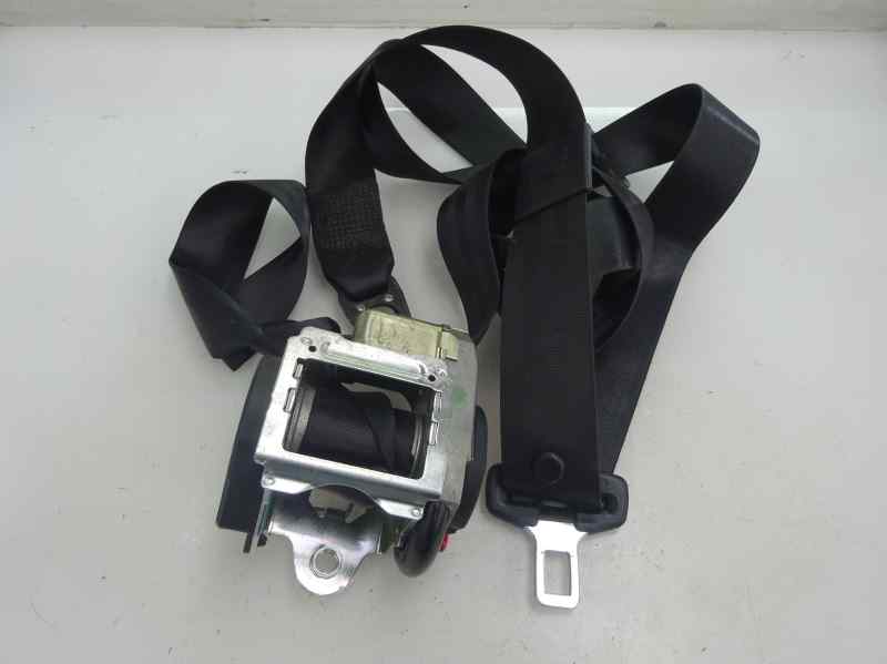 CINTURON SEGURIDAD DELANTERO DERECHO AUDI A4 2.0 TDI MT 140CV | 103KW