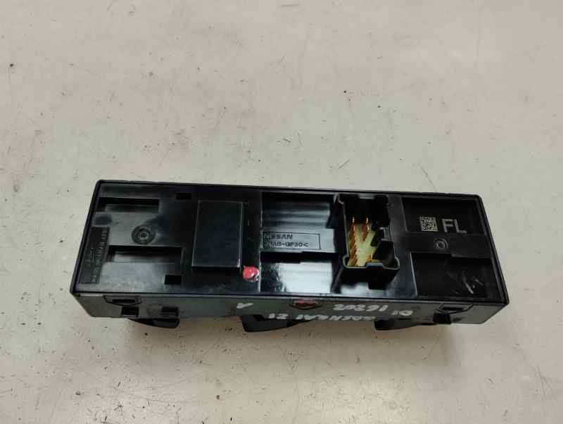 MANDO ELEVALUNAS DELANTERO IZQUIERDO NISSAN QASHQAI 1.3 MT 158CV | 116KW