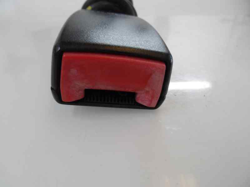 ANCLAJE CINTURON DELANTERO IZQUIERDO MERCEDES BENZ CLASE CLK 2001 2.3 CLK 230 MT 197CV