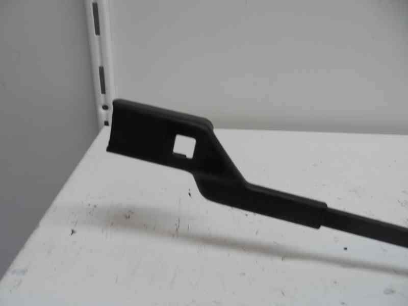 BRAZO LIMPIA DELANTERO DERECHO FIAT BRAVO 1.9 16V MULTIJET 115 120CV 5MT