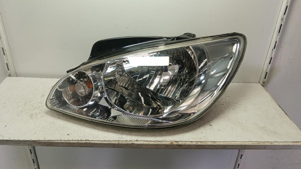 FARO IZQUIERDO HYUNDAI GETZ 1.5 CRDI MT 110CV