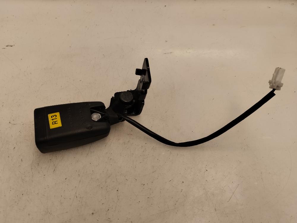 ANCLAJE CINTURON DELANTERO IZQUIERDO HYUNDAI I30 1.4 MT 109CV | 80KW