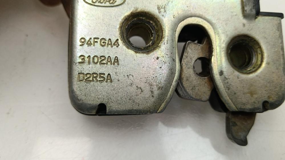 CERRADURA MALETERO PORTON FORD FIESTA 1.3 MT 59CV