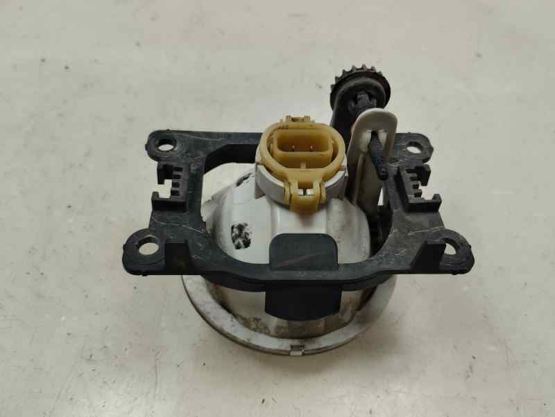 FARO ANTINIEBLA IZQUIERDO PEUGEOT 2008 1.2 VTI MT 82CV