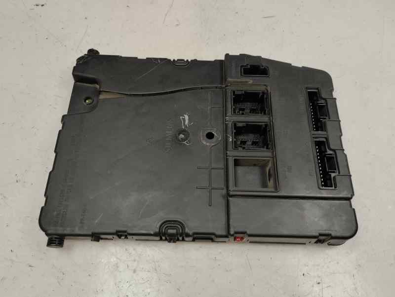 CAJA RELES FUSIBLES RENAULT SCENIC 2007 1.9 MT 100CV | 74KW