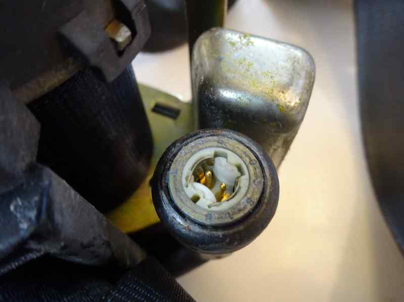 CINTURON SEGURIDAD DELANTERO DERECHO CITROEN C4 2006 1.6 HDI MT 90CV