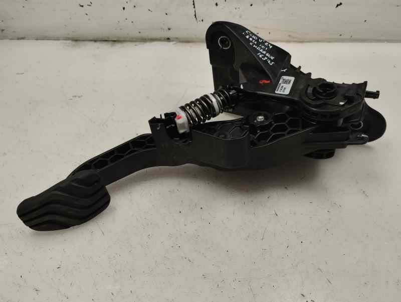 PEDAL EMBRAGUE RENAULT CLIO 1.5 MT 101CV
