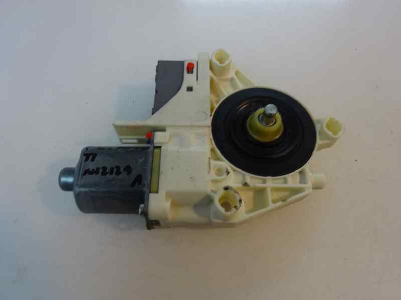 MOTOR ELEVALUNAS TRASERO IZQUIERDO PEUGEOT 407 2.0 MT 136CV