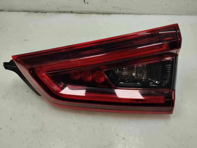 PILOTO TRASERO DERECHO INTERIOR NISSAN QASHQAI 1.3 MT 158CV | 116KW