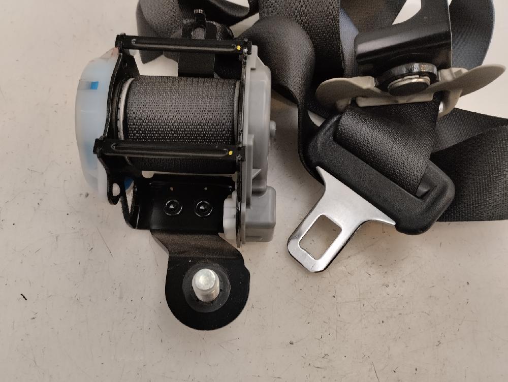 CINTURON SEGURIDAD TRASERO DERECHO KIA CARENS 1.7 MT 115CV | 85KW