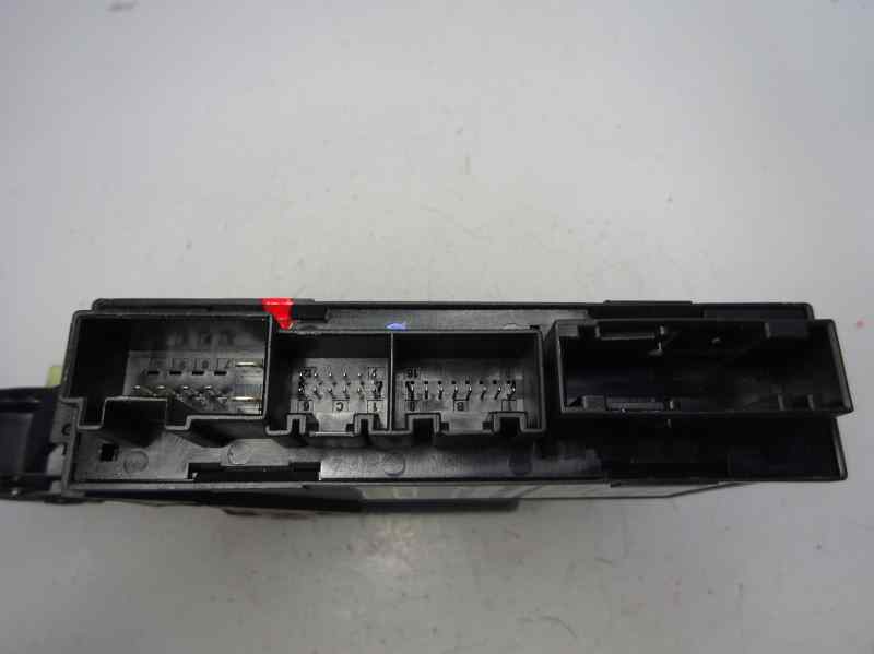 MOTOR ELEVALUNAS TRASERO IZQUIERDO AUDI A4 2005 2.0 TDI MT 140CV | 103KW