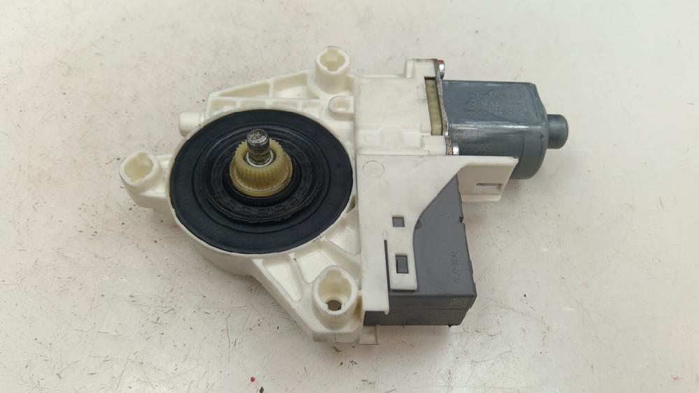 MOTOR ELEVALUNAS TRASERO IZQUIERDO PEUGEOT 407 2.0 HDI MT 136CV