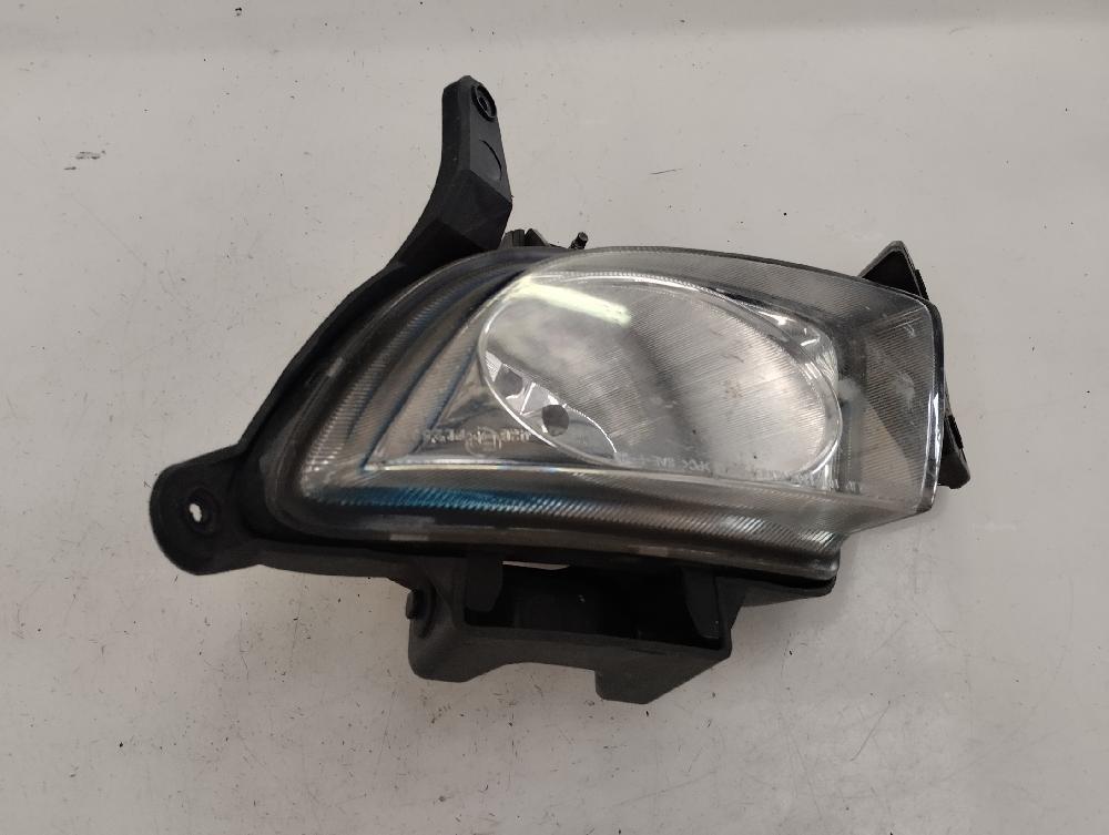 FARO ANTINIEBLA IZQUIERDO HYUNDAI I30 1.6 MT 122CV | 90KW