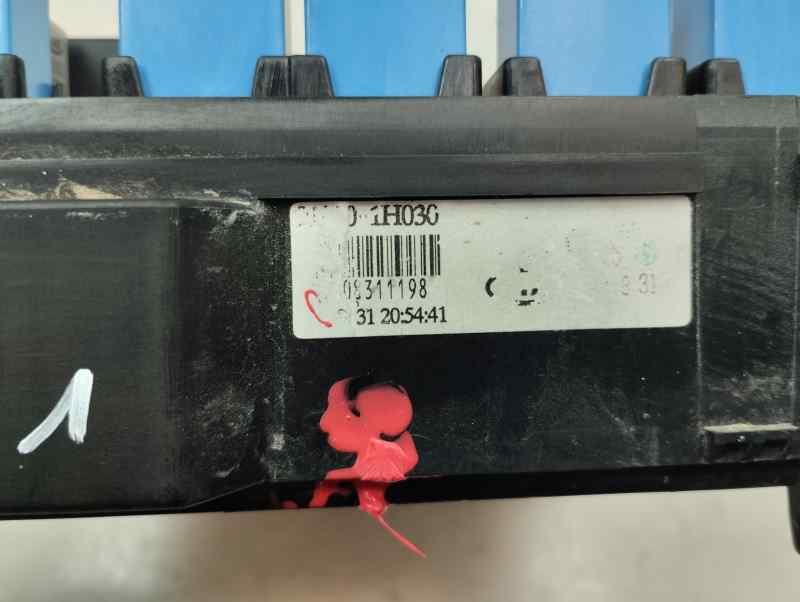 CAJA RELES FUSIBLES KIA CEED 1.6 MT 116CV | 85KW