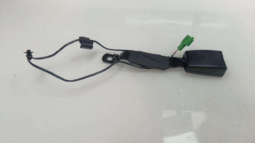 ANCLAJE CINTURON DELANTERO DERECHO VOLKSWAGEN POLO 1.4 MT 75CV | 55KW