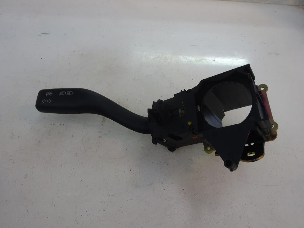 MANDO INTERMITENTES AUDI A4 2003 1.9 TDI 6MT 130CV