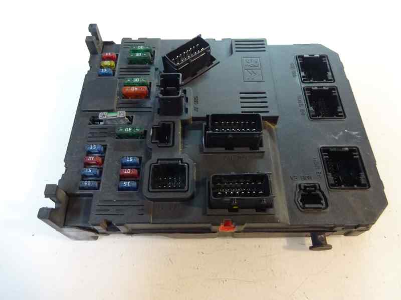 CAJA RELES FUSIBLES PEUGEOT 206 1.4 HDI MT 68CV