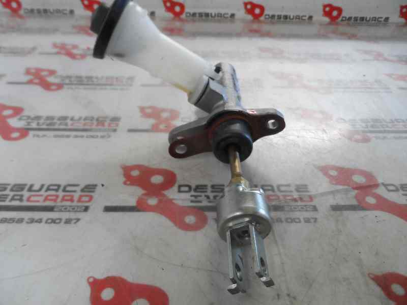 BOMBA EMBRAGUE TOYOTA HILUX 2004 2.5 TD MT 101CV