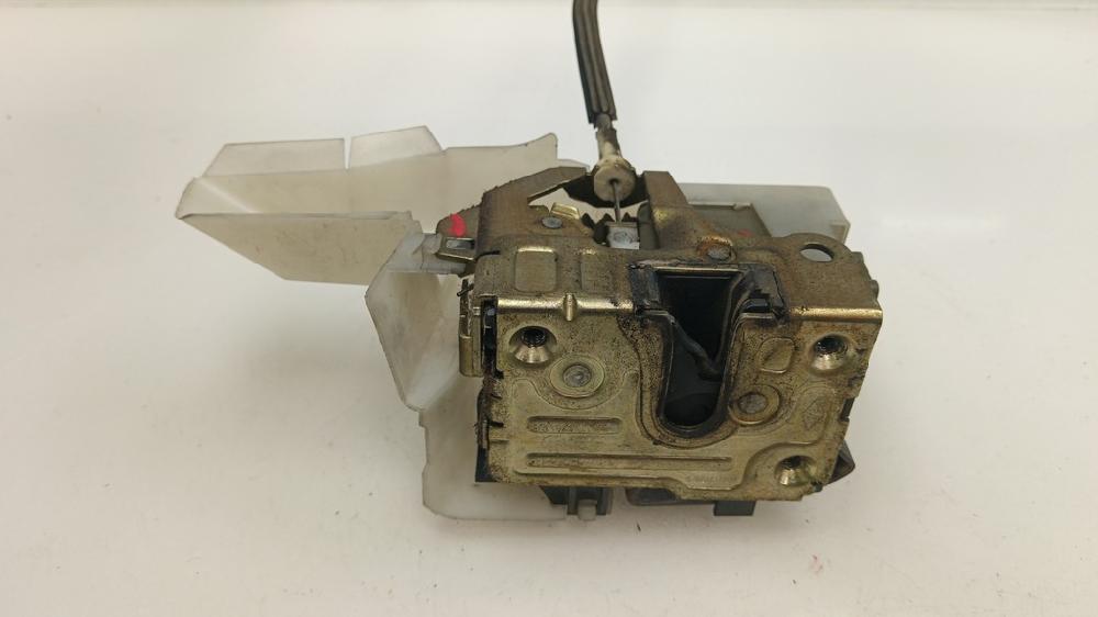 CERRADURA PUERTA DELANTERA IZQUIERDA RENAULT CLIO 1.1 MT 60CV