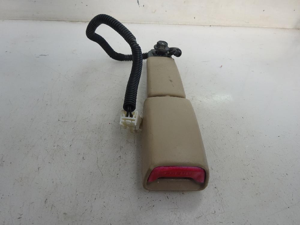 ANCLAJE CINTURON DELANTERO DERECHO KIA CARENS 2.0 CRDI MT 140CV