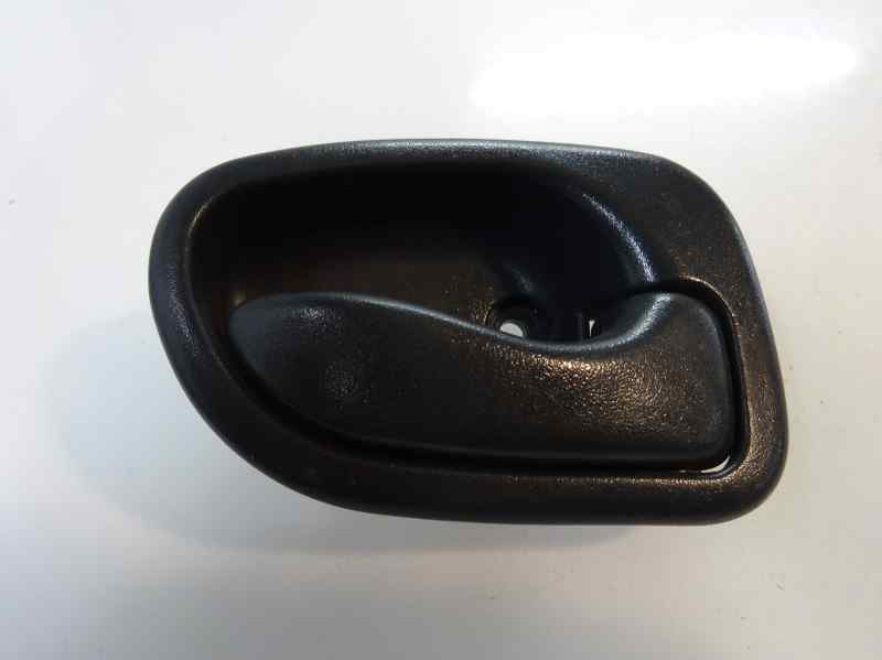 MANETA INTERIOR DELANTERA DERECHA HYUNDAI ACCENT 1.3 MT 86CV | 63KW