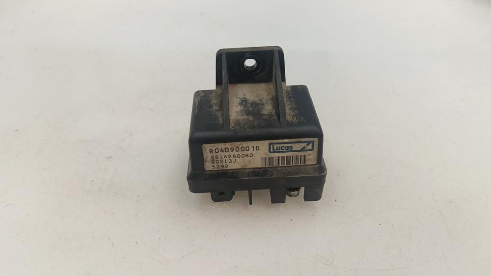 CAJA PRECALENTAMIENTO CITROEN SAXO 1.5 MT D 57CV