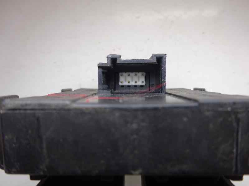 MANDO ELEVALUNAS DELANTERO IZQUIERDO AUDI A3 1.8T MT 150CV