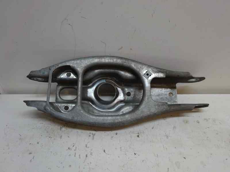 BRAZO SUSPENSION INFERIOR TRASERO IZQUIERDO BMW SERIE 1 2.0 118D MT 143CV
