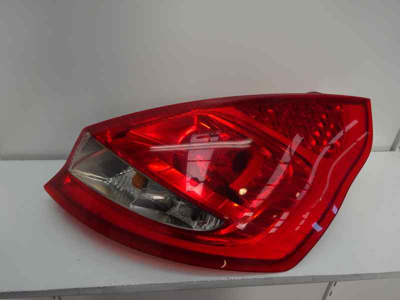 PILOTO TRASERO DERECHO FORD FIESTA 1.4TDCI MT 68CV