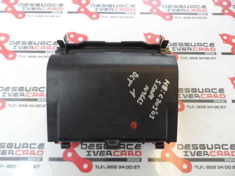 CENICERO MERCEDES BENZ CLASE C 2.2 MT 143CV | 105KW