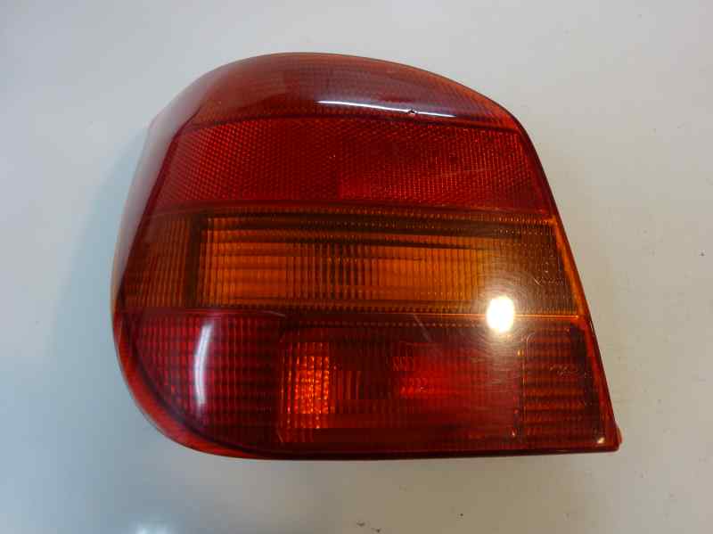 PILOTO TRASERO IZQUIERDO FORD FIESTA 1.1 MT 49CV | 36KW