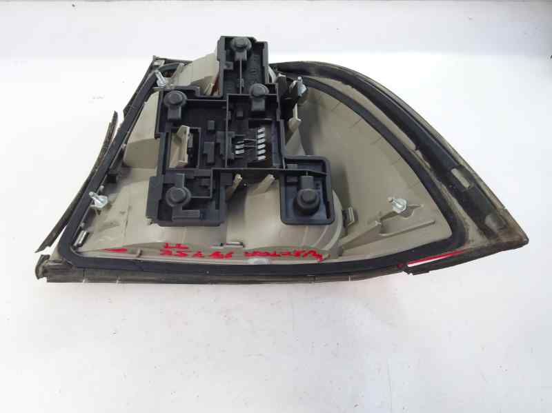 PILOTO TRASERO IZQUIERDO OPEL VECTRA 2.0 DTI MT 101CV