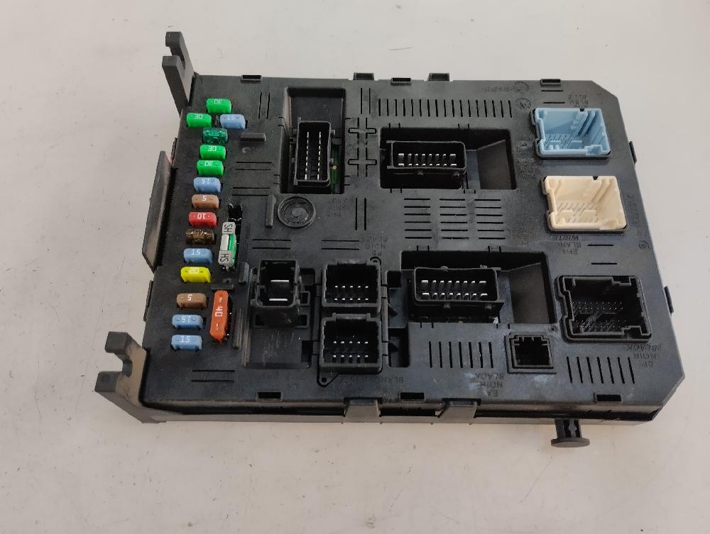 CAJA RELES FUSIBLES PEUGEOT 307 1.6 HDI MT 109CV