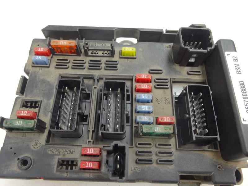 CAJA RELES FUSIBLES PEUGEOT 307 1.6 HDI MT 109CV