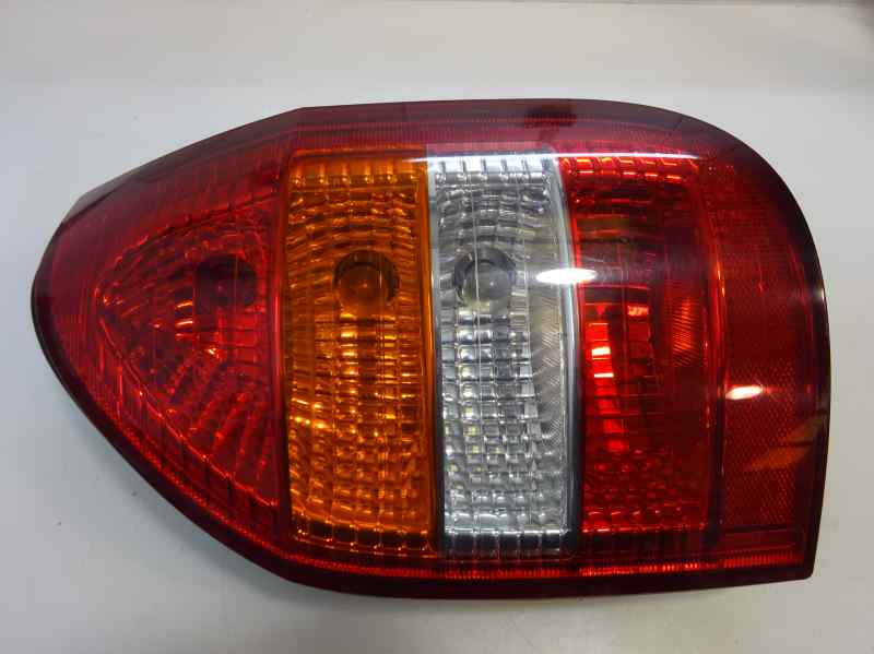PILOTO TRASERO DERECHO OPEL ZAFIRA 2.0 DTI MT 100CV