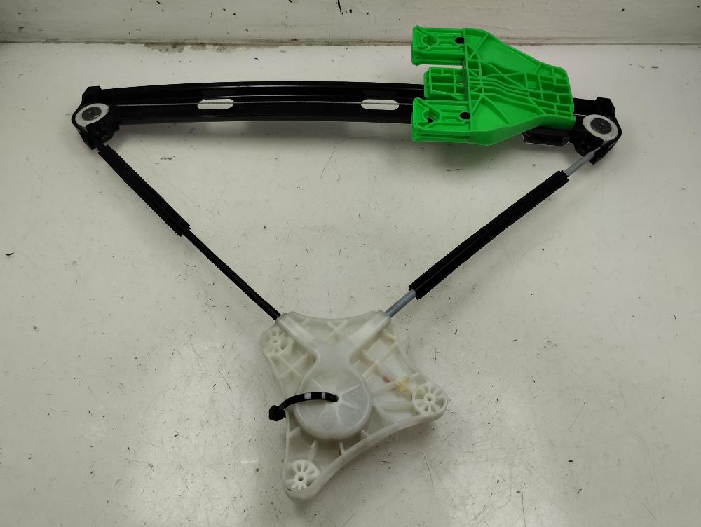 ELEVALUNAS TRASERO IZQUIERDO SEAT LEON 1.5 130CV MT