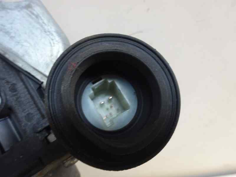 ELEVALUNAS TRASERO DERECHO TOYOTA PRIUS 1.8CVT 99CV