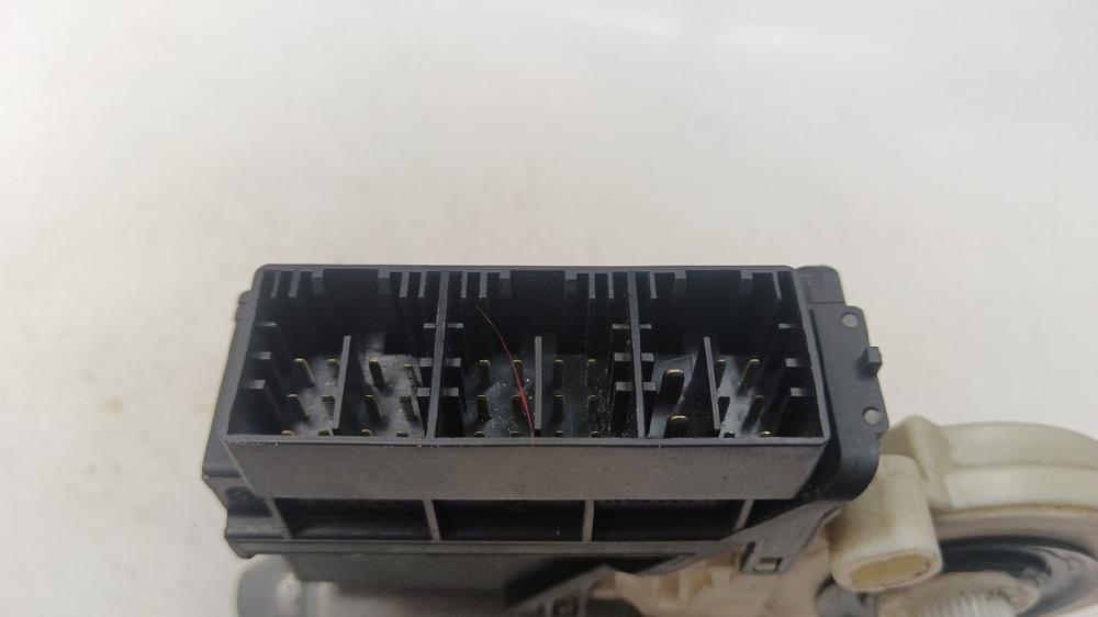 MOTOR ELEVALUNAS DELANTERO IZQUIERDO SEAT IBIZA 1.9 TDI MT 130CV