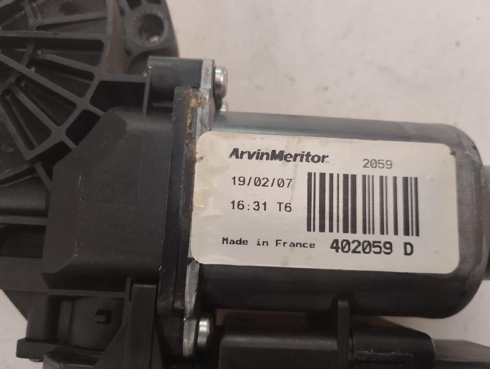 MOTOR ELEVALUNAS TRASERO IZQUIERDO KIA CEED 1.6 MT 113CV | 83KW