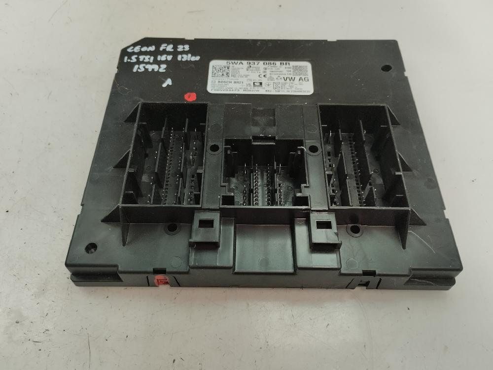 CAJA RELES FUSIBLES SEAT LEON 1.5 130CV MT