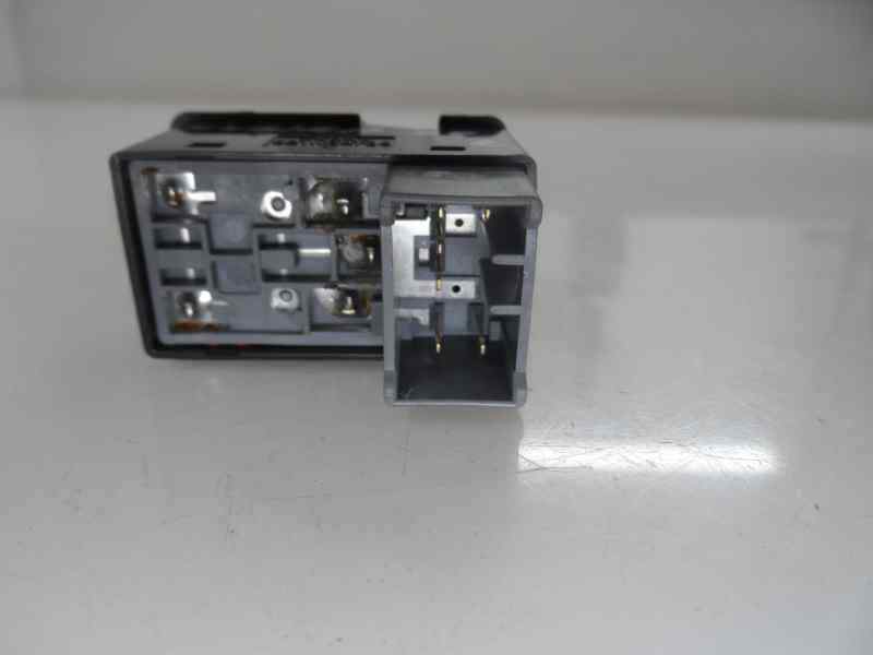 MANDO ELEVALUNAS TRASERO IZQUIERDO CHEVROLET NUBIRA 1.8 MT 122CV | 90KW