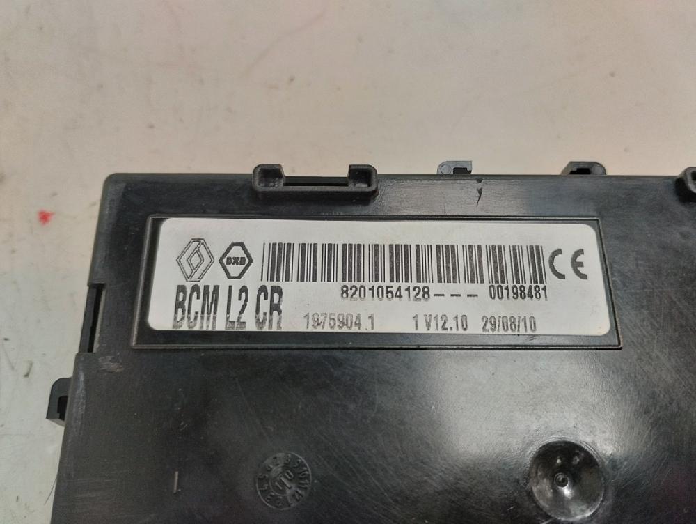 CAJA RELES FUSIBLES RENAULT CLIO 2010 1.5 MT 68CV