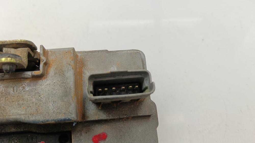 CERRADURA PUERTA DELANTERA IZQUIERDA PEUGEOT 206 1.4 MT 75CV