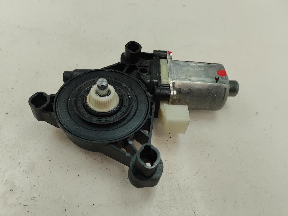 MOTOR ELEVALUNAS DELANTERO IZQUIERDO SEAT LEON 1.5 130CV MT