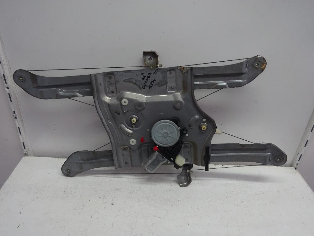 ELEVALUNAS DELANTERO DERECHO MITSUBISHI GRANDIS 2.0 DI-D MT 134CV